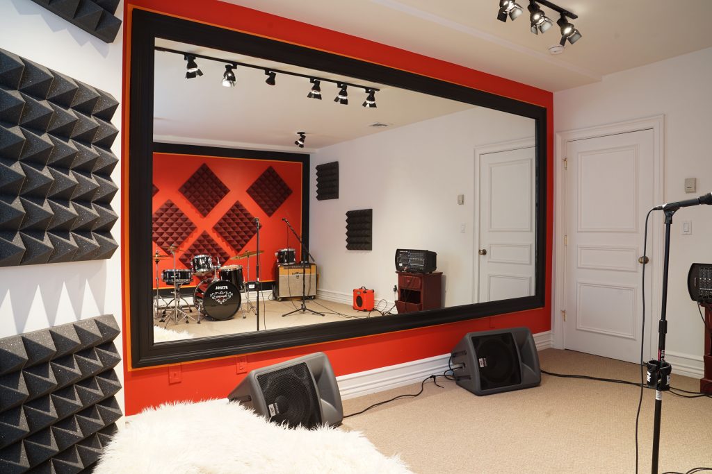 Time for Your Very Own HOME STUDIO - Pavarini Design